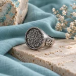 Persian Motif Signet Ring - Image 3