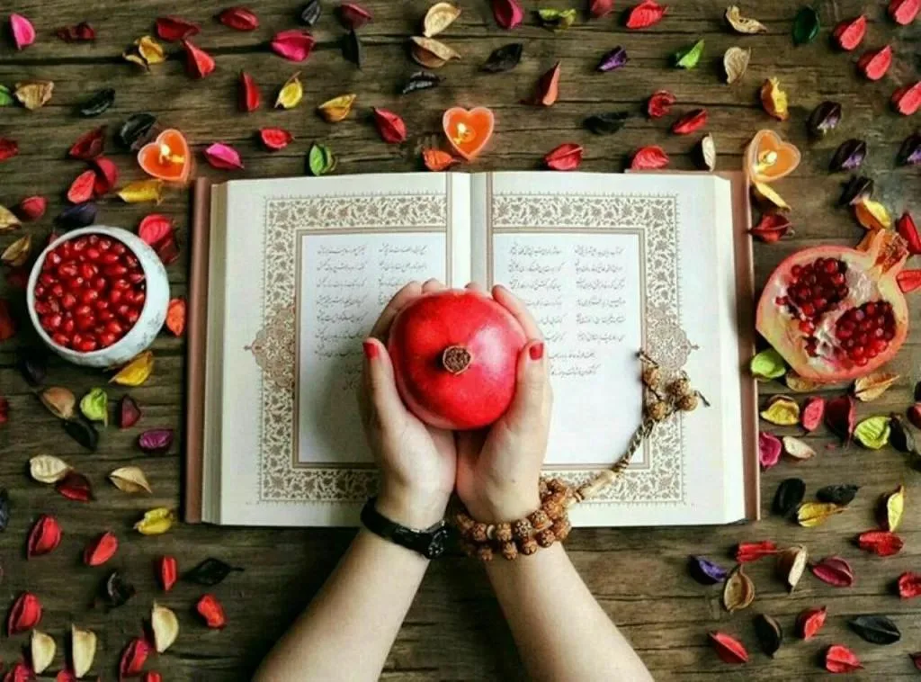 Persian poetry and jewellery as a meaningful Yalda gift